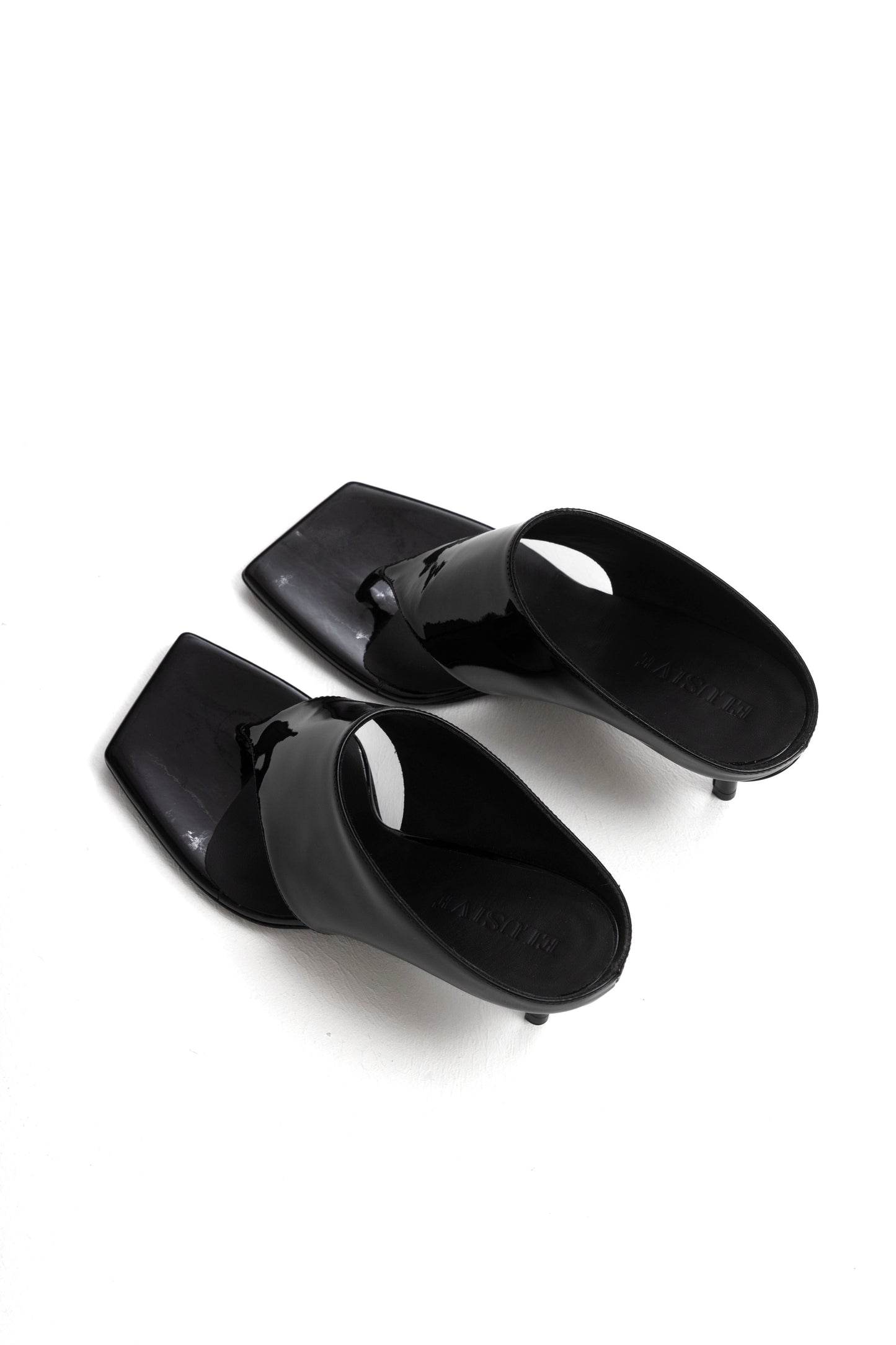 VLORA BLACK