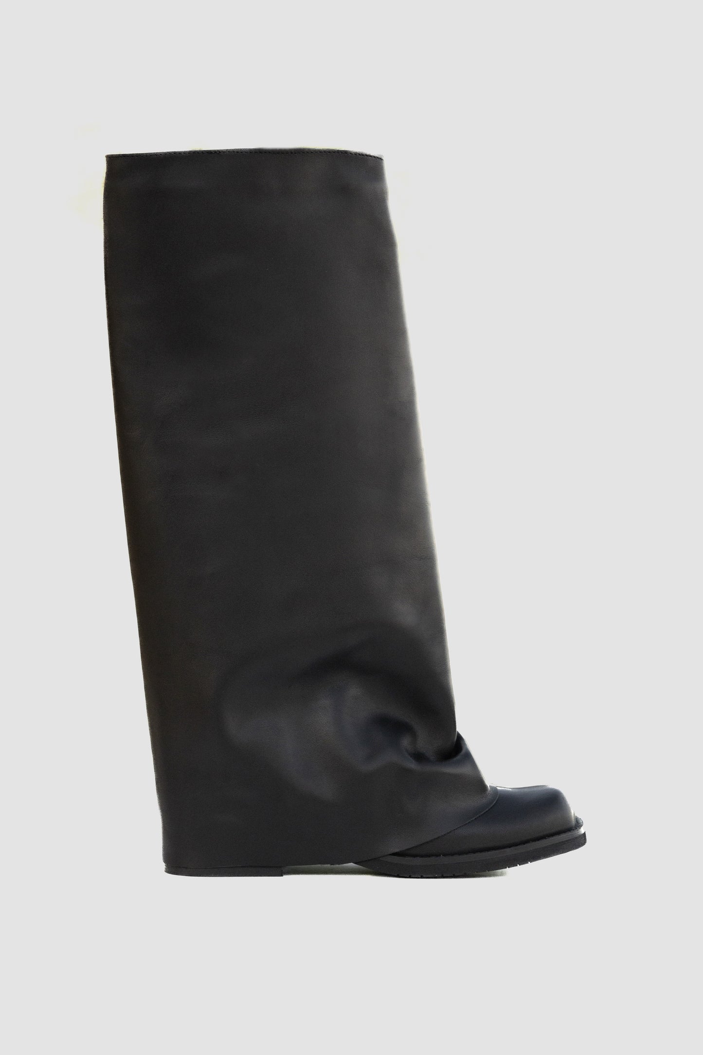 VICTORIA ALTO BLACK
