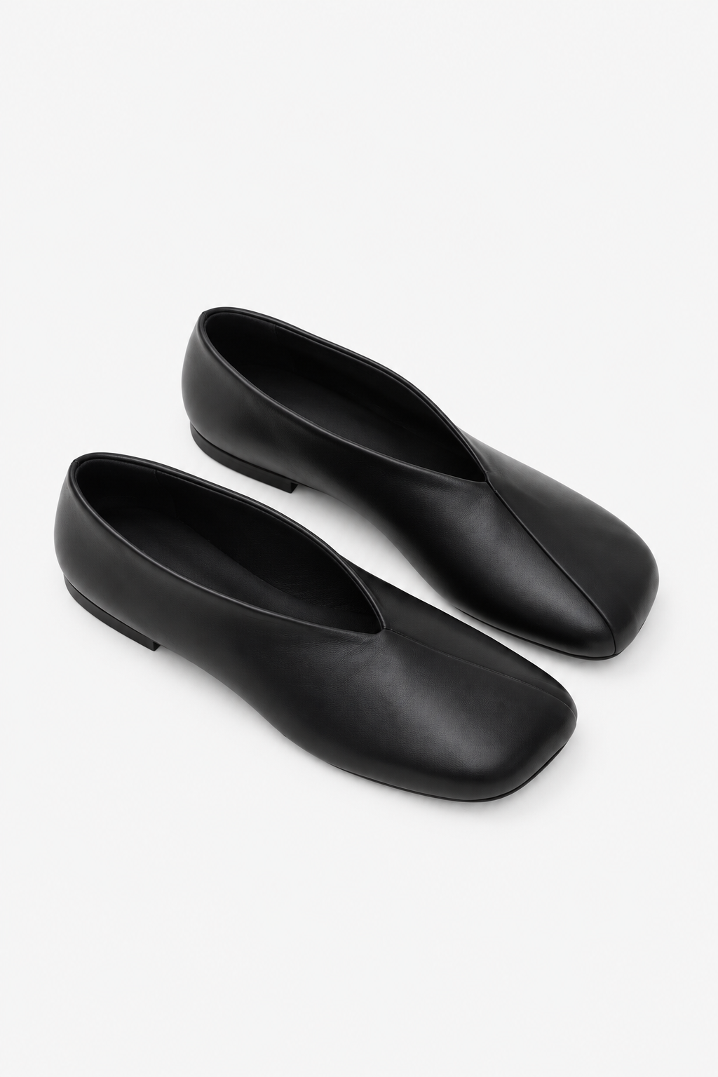 JOLIE BLACK