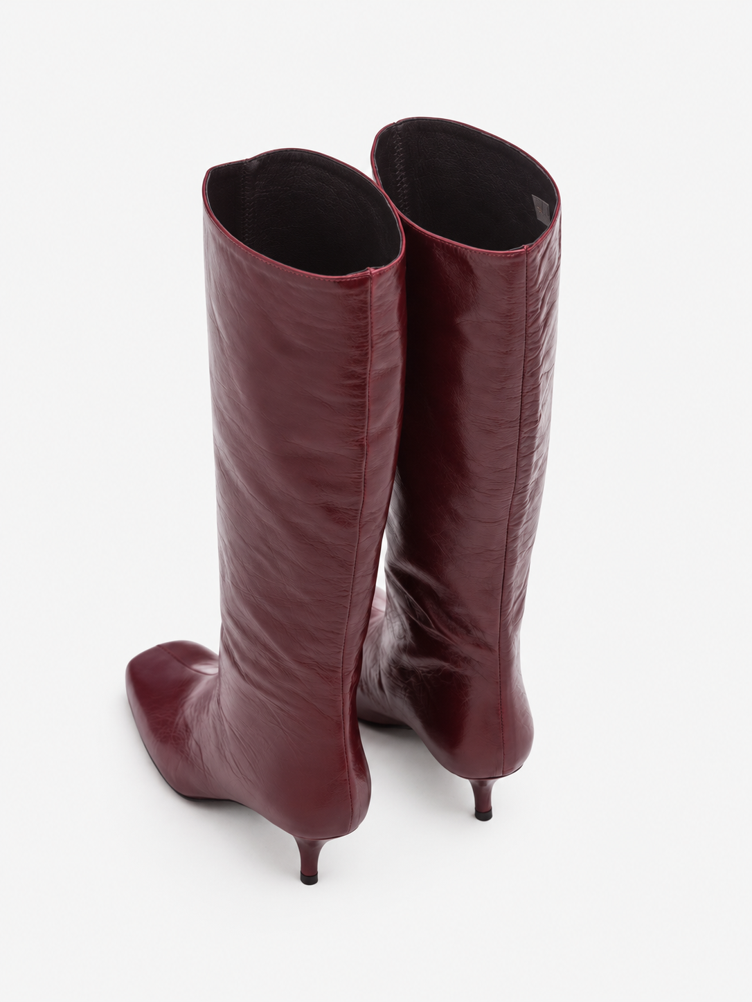 VIVIENNE URUS RED – dettaglio modello